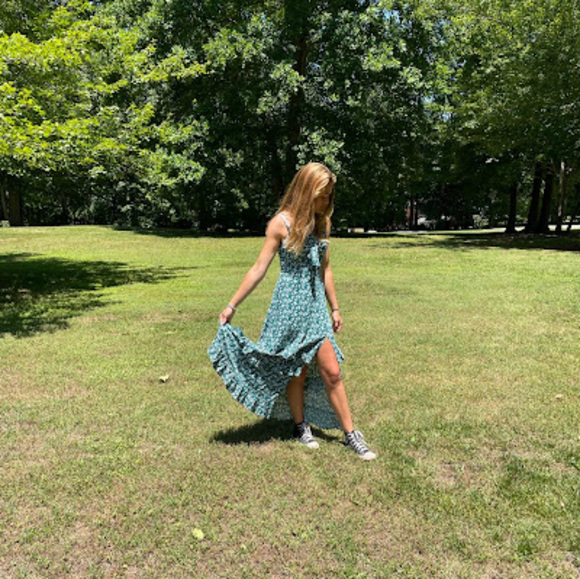 Meet your Posher, Anna - Picture 1 of 1